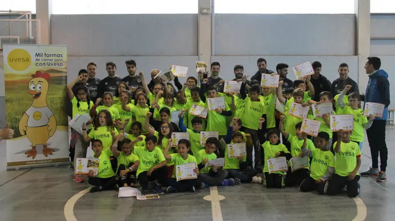 Visita al colegio de Ribaforada. Cedida.