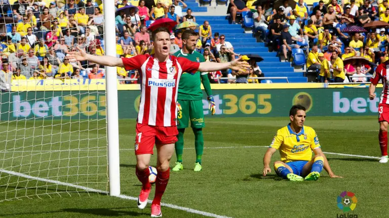 Kevin Gameiro celebra un gol en Las Palmas. Lfp.