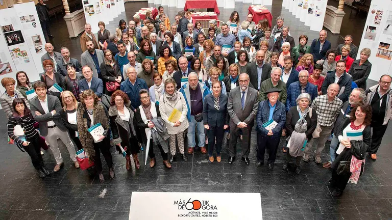 Asistentes a la presentación de la Estrategia de Envejecimiento activo del Gobierno de Navarra.