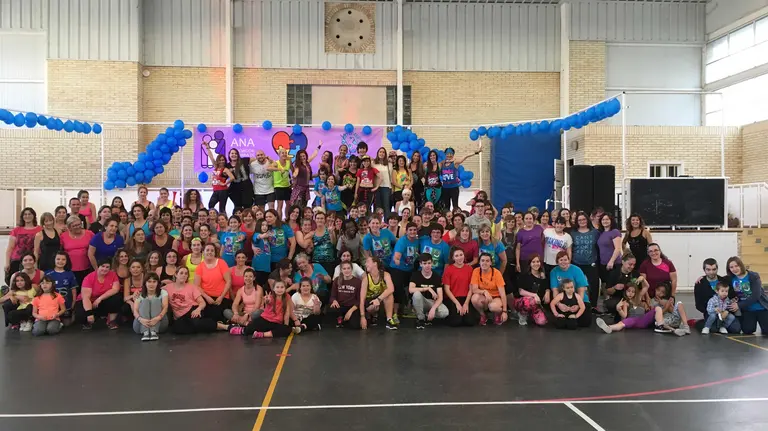 Asistentes a la II Edición de zumba por los niños con autismo. ANA