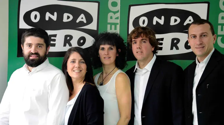 Javier Lorente, Marisa Lacabe, Milagros Vidondo, Jorge Tirapu y Javier Saralegui, periodistas de Onda Cero Navarra.