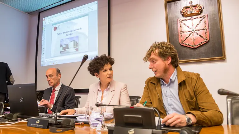 La presidenta de la Cámara de Comptos, Asunción Olaechea, explica el informe sobre las ayudas públicas a la planta de biometanización de Ultzama (09). IÑIGO ALZUGARAY