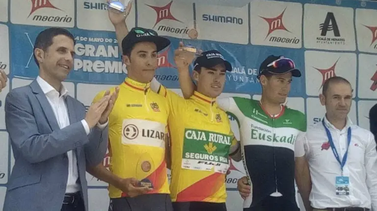 Podio de la carrera en Alcalá de Henares.