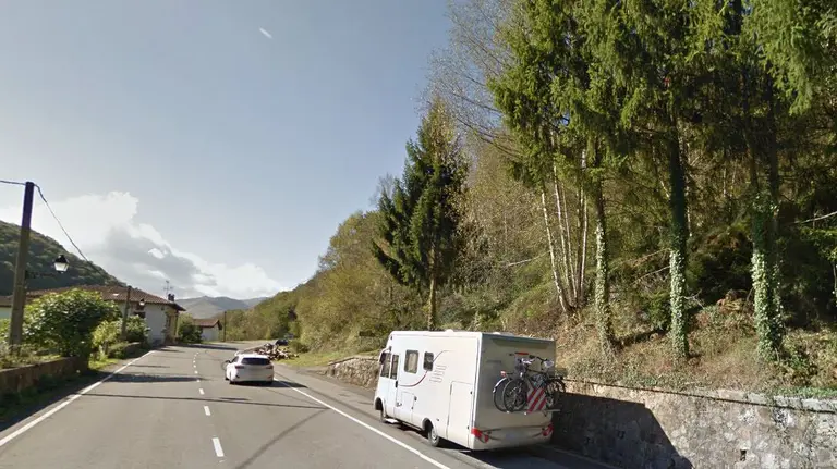 Zona de Valcarlos cercana a donde se ha producido el trágico accidente en el que un hombre de 90 años ha perdido la vida.