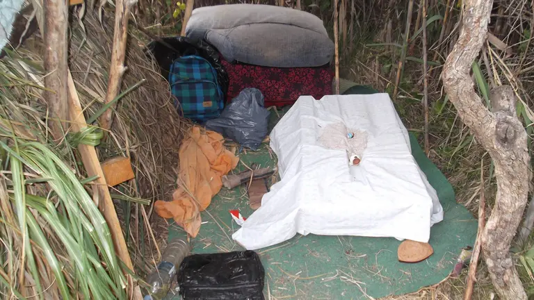 Refugio que se construyó el pequeño en Tudela