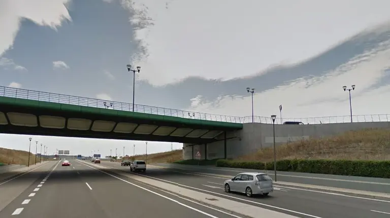 Imagen de la autovía A-12 a su paso por el término municipal de Zizur Mayor