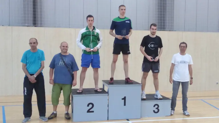 Podium en el circuito de jóvenes en Tolosa