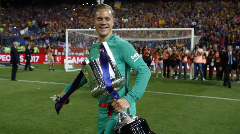 Ter Stegen con la Copa del Rey 2017. Foto FC Barcelona.