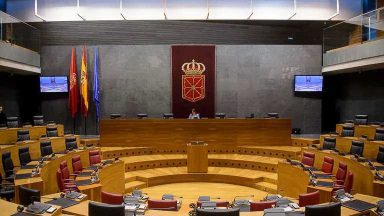 Ainhoa Aznárez, presidenta del Parlamento de Navarra. PABLO LASAOSA