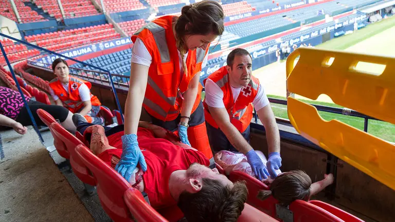 Simulacro de atentado terrorista en el estadio de El Sadar (16). IÑIGO ALZUGARAY