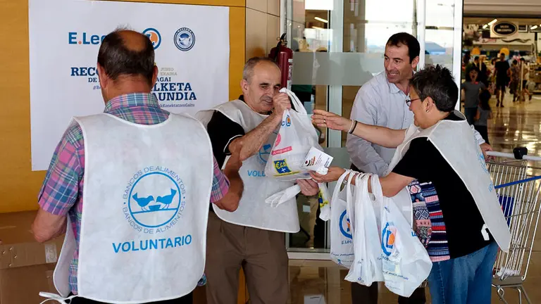 Gran recogida. PABLO LASAOSA 01