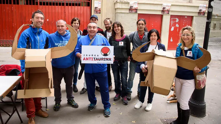 Presentación en rueda de prensa del colectivo Iruñea Antitaurina. PABLO LASAOSA 01