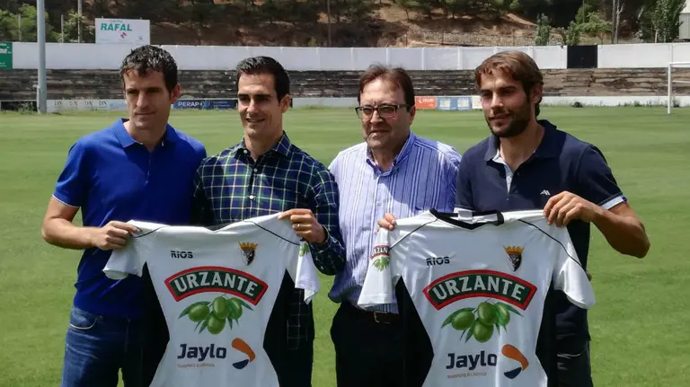 Presentación de jugadores en el Tudelano.