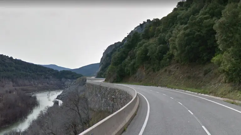 Carretera N-2040 en el término municipal de Arce, donde un ciclista ha resultado herido tras caerse de la bicicleta