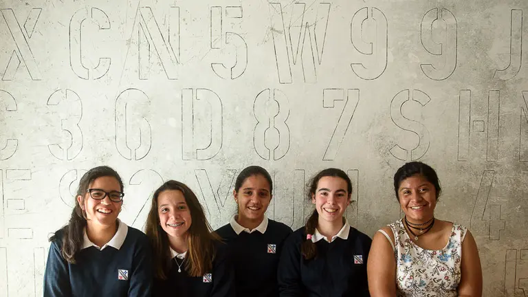 Presentación del cortometraje realizado por alumnas de este centro y socias de la asociación Onabide titulado Conéctate. PABLO LASAOSA 01