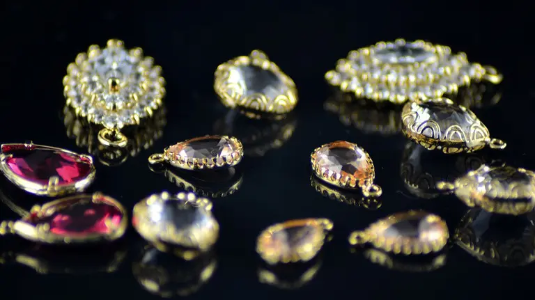 Detenidos por robar joyas