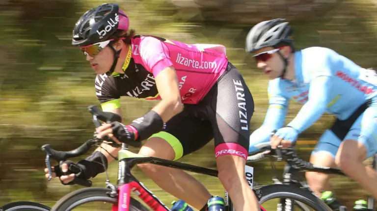 El equipo Lizarte en carrera.