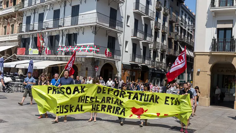 Manifestación convocada por LAB bajo el lema 'Presos-as políticas y exiliadas a Euskal Herria' (08). NAVARRA.com