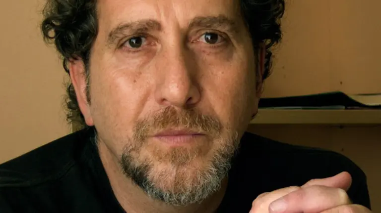 El escritor y pedagogo argentino Carlos Skliar, autor de Escribir, tan solos.