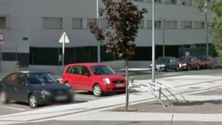 Imagen de un aparcabicis en Sarriguren ARCHIVO