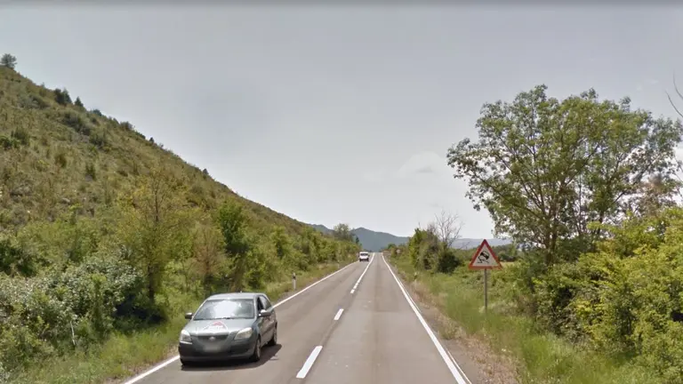 Carretera N-240, la antigua carretera a Jaca, a su paso en el término municipal del Canal de Berdún ARCHIVO
