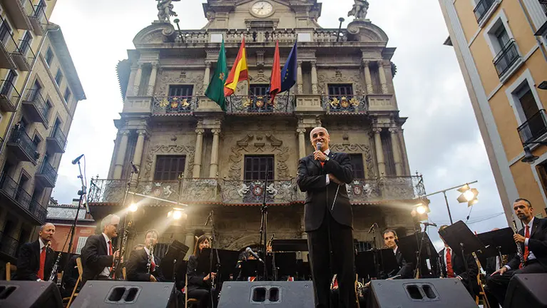 Concierto presanferminero de La Pamplonesa en la Plaza Consistorial. MIGUEL OSÉS_6