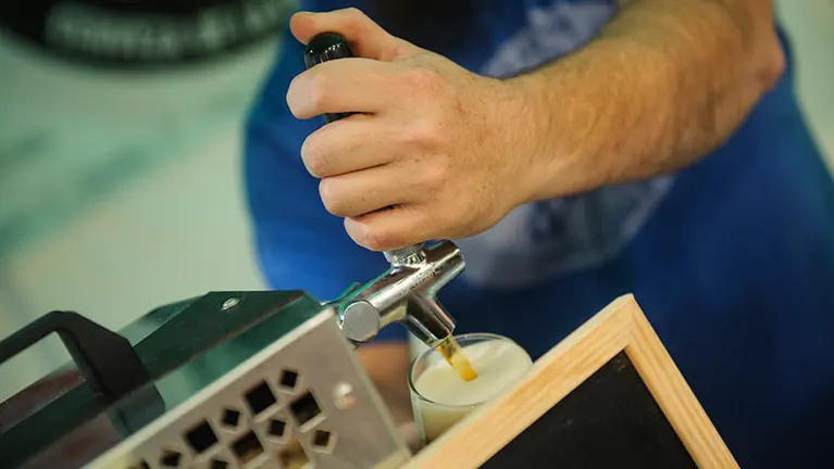 Sanferbeer, la feria de la cerveza artesanal de Pamplona. MIGUEL OSÉS (6)