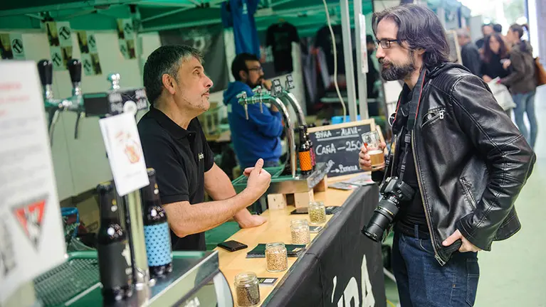 Sanferbeer, la feria de la cerveza artesanal de Pamplona. MIGUEL OSÉS (7)