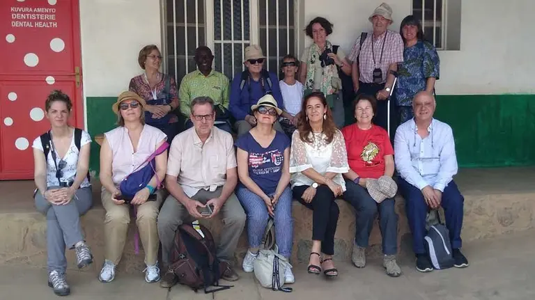 Teresa Virto, Pierre, Javier Pardo, Teresa Arraiza, Maite Lerena, Alex Ruiz, Natalia Herce, Dori Iriarte, y Mariví Laseca Raquel Ripa