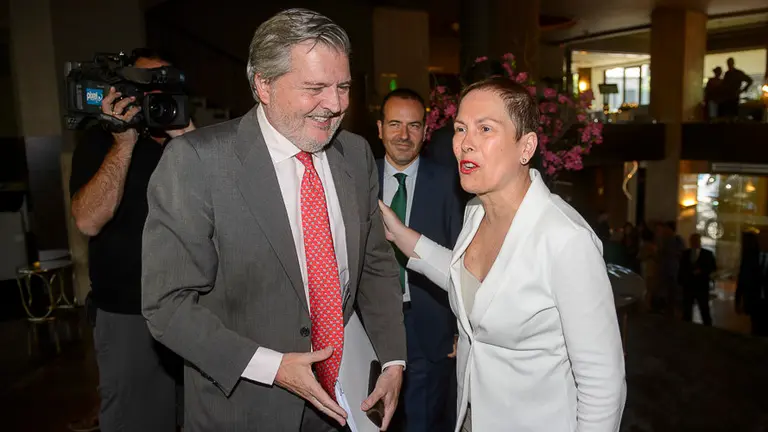 El ministro de Educación, Cultura y Deporte y portavoz del Gobierno, Íñigo Méndez de Vigo, pronuncia una conferencia titulada _España, ante la hora decisiva de Europa_ en el (10)