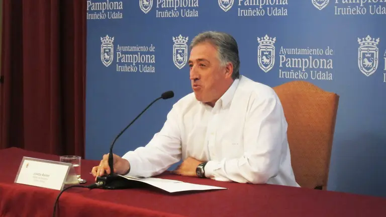 El Alcalde Joseba Asirón aprueba el Bando Municipal de las fiestas de San Fermín 2017