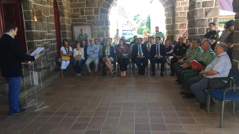 Homenaje en Burguete al guardia civil Juan Antonio García González, asesinado por ETA.