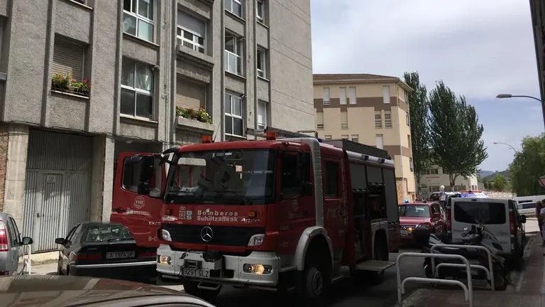 Dos hombres heridos en el incendio de una cocina en una vivienda de Noáin.
