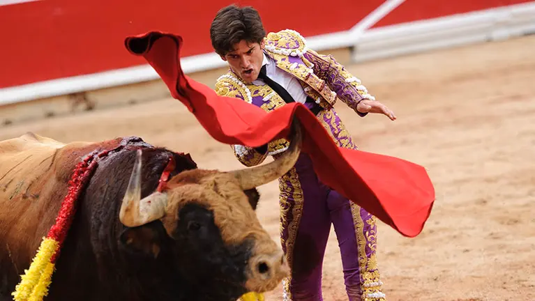 Tercera corrida de la feria de San Fermín con la ganadería del Puerto de San Lorenzo para los diestros Curro Díaz, Paco Ureña y José Garrido. MIGUEL OSÉS_13 (14)