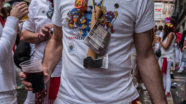 Ambiente en las calles de Pamplona durante la celebración de los Sanfermines de 2017. MAITE H. MATEO (16)