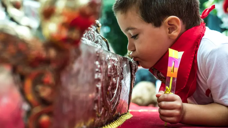 Ofrenda infantil a San Fermín en Pamplona. 2017 MAITE H. MATEO-19