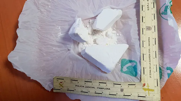 La cocaína que la Guardia Civil ha requisado a un vecino de Aoiz. GUARDIA CIVIL.