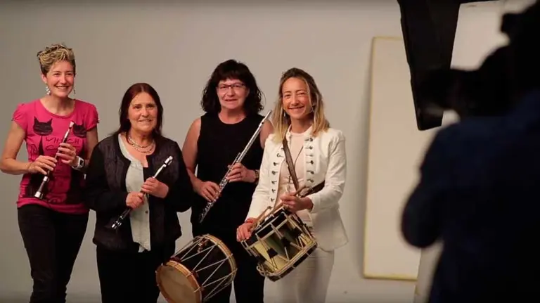 Documental pioneras de la peña del Bronce. YOUTUBE