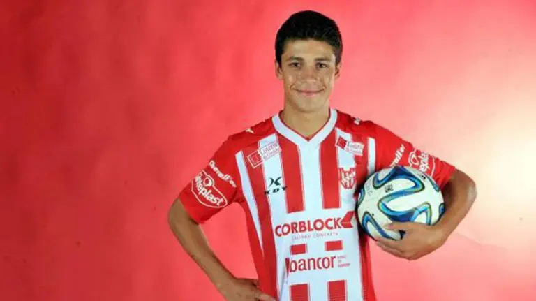 El futbolista argentino Mateo García, nuevo jugador de Osasuna para la temporada 2017-2018.