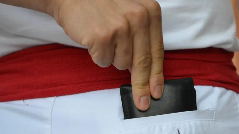Robo Cartera Pantalón San Fermín Hurto Ladrón Pamplona