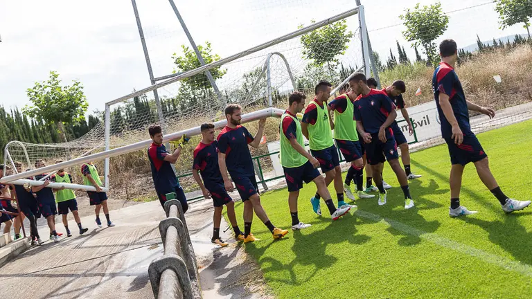 Entrenamiento de Osasuna en Tajonar (56). IÑIGO ALZUGARAY