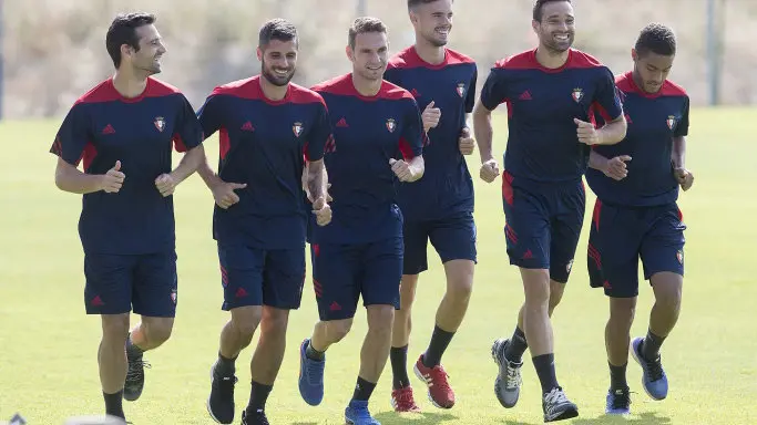 Los rojillos entrenan para preparar el inicio de la temporada