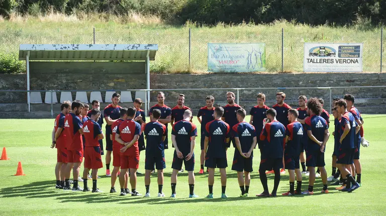 Osasuna completa su primer entrenamiento en Boltaña 5