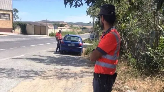 La Policía Foral inmoviliza en Falces el vehículo conducido por un joven que conducía borracho, drogado y sin puntos en el carné PF
