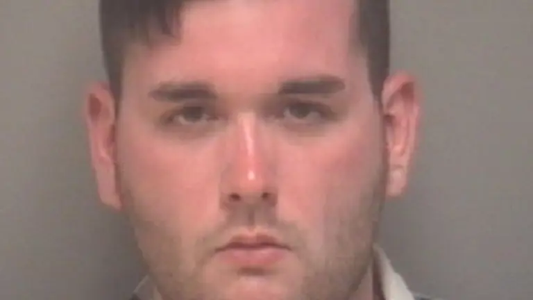 James Alex Fields JR, el detenido por el atropello mortal contra un grupo de personas que se manifestó en contra de la marcha supremacista de Virginia