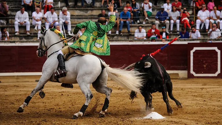 Corrida de Rejones de la feria de Tafalla de 2017 con Joao Ribeiro Telles, Manuel Manzanares y Mario Pérez Langa. MIGUEL OSÉS (6)