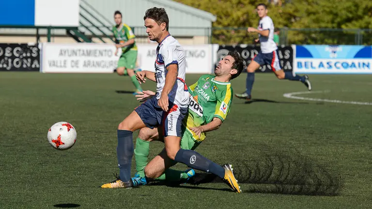 Partido de futbol entre Mutilvera y Cirbonero. PABLO LASAOSA 08
