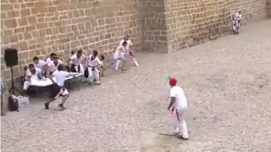 Peligroso lanzamiendo de la rabiosa en Marcilla