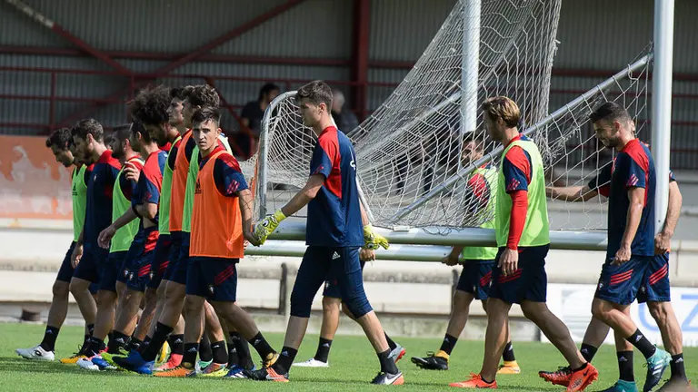 Entrenamiento de Osasuna en Tajonar. PABLO LASAOSA 20