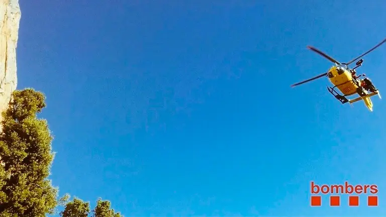 El helicóptero que ha acudido al rescate EP